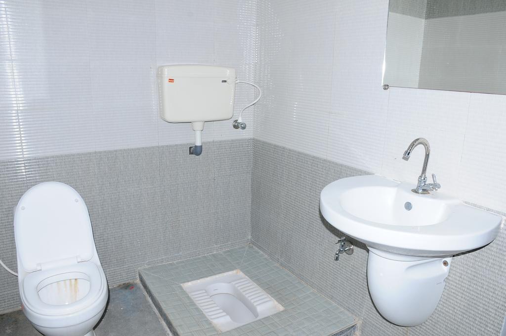 Bharathi Guest House Tiruvannāmalai Eksteriør billede